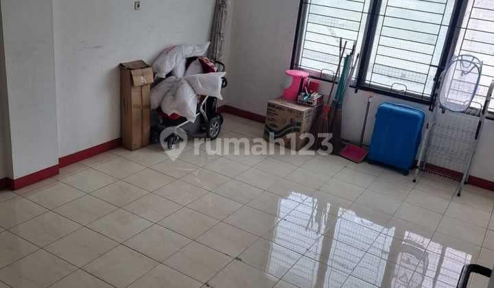 For Sale and For Rent 3-Story Shop House Aralia Harapan Indah Bekasi