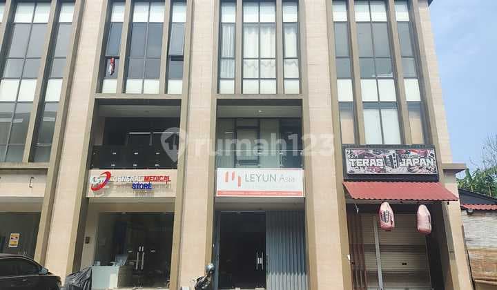 Ruko Lokasi Strategi Cocok Untuk Usaha di Depan ICE BSD Tangerang