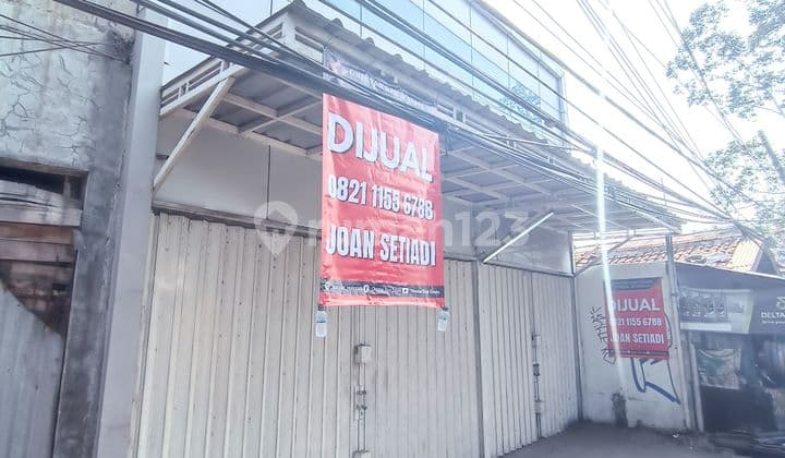 Strategic Location Daan Mogot Batu Ceper Shophouse Facing the Road. Freehold Title, Furnished.