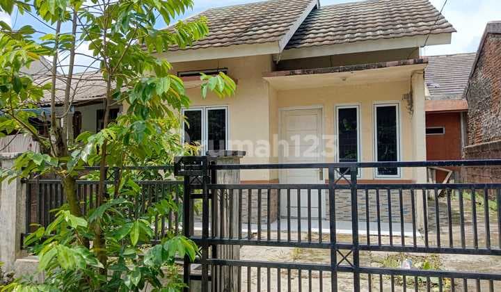 Rumah Baru Unfurnished SHM di Jl Bhineka 1 Cibunar, Bogor