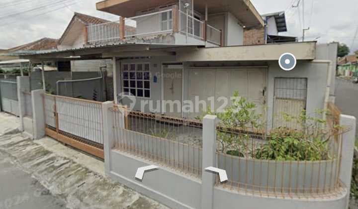 Dijual Rumah Hoek Hadap Timur & Selatan Lokasi Strategis pusat Purwokerto Bisa Utk Usaha Kos /Kontrakan ,Toko, Kafe, Komersial