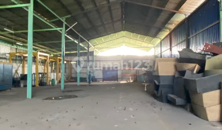 Dijual Gudang di Setu Luas 3.153M² Muat Container 2 Feet , Parkir Luas , bisa Kredit Bank, 4 Km Menuju Toll Setu Utara dan Pintu Tol Cibitung, Bekasi