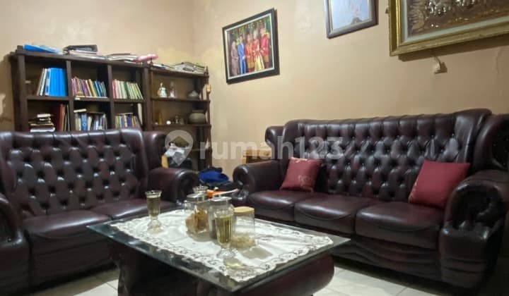 Dijual Rumah 2 Lantai Bisa Dijadikan Workshop Dan Tempat Usaha Sekaligus Hunian Luas 265m2 Dengan 6 Kamar Hanya 5 Menit Menuju Stasiun Cipinang Jakarta Timur