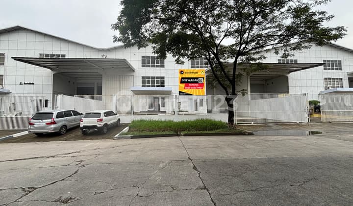Disewakan Gudang Delta Silicon Siap Pakai, Luas Tanah 1.243m2 di Kawasan Industri, Cocok Tempat Penyimpan Dan Bisnis, Dengan Lokasi Aman Dan Nyaman, Delta Silicon Lippo, Cibatu, Cikarang