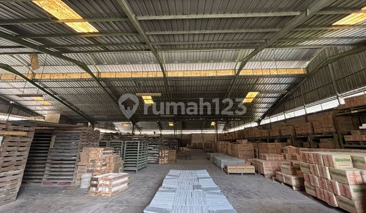 Dijual Ex Pabrik dan Gudang Jalan Raya Setu Luas 40.000 M² bisa Dijadikan Sekolah, Universitas, Gedung Serbaguna, Perumahan , Rumah Sakit , Gedung Perkantoran , Apartemen, Hotel , Muat Container 40 Feet, 2Km Dari Kawasan Industri Mm 2100, 1Km Dari Tol Tam