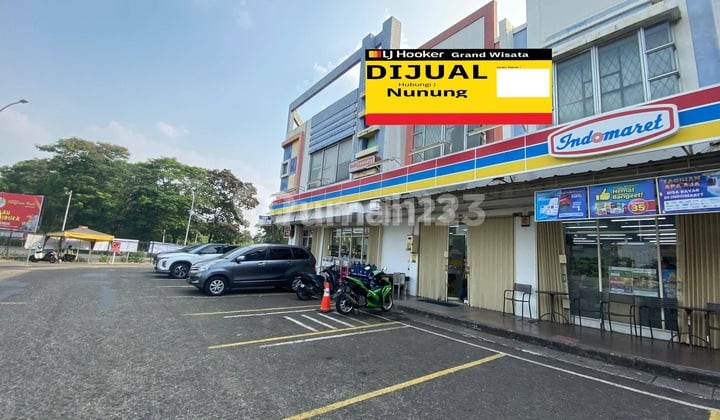 Dijual Ruko Indomart Grand Wisata Posisi Hook Gandeng 3 Akses Langsung Toll Tambun Parkir Luas Pasar Modern Grand Wisata Bekasi