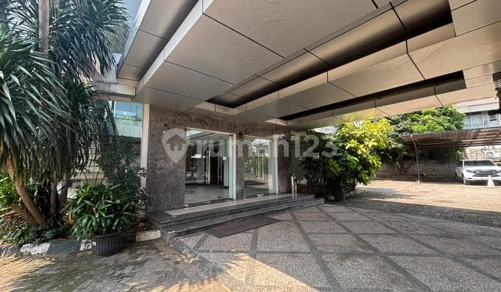 Disewakan Gedung untuk Office atau Ruang Kantor Include Furnished, Jalan Jenderal Sudirman Kayuringin, Parkir Luas, Bekasi Selatan, Kota Bekasi