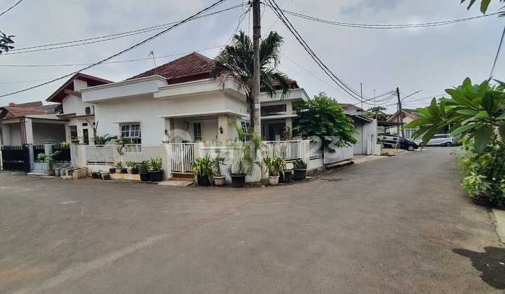 Dijual Rumah Dukuh Zamrud Posisi Hook Luas 170m2, Dalam Cluster, Bebas Banjir, Bisa KPR, Kota Bekasi