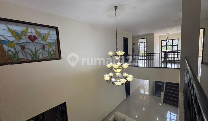 Dijual Rumah Cluster Bima Buana, Dukuh Bima, Siap Huni dan Terawat, 2 Lantai Luas 162m2, 4 Kamar Tidur, Carpot 3 Mobil, SHM, Bisa KPR, Fasilitas Lapangan Olahraga dan Taman Luas, Row Jalan 3 Mobil, Akses 1km Menuju Tol Tambun Grand Wisata Bekasi