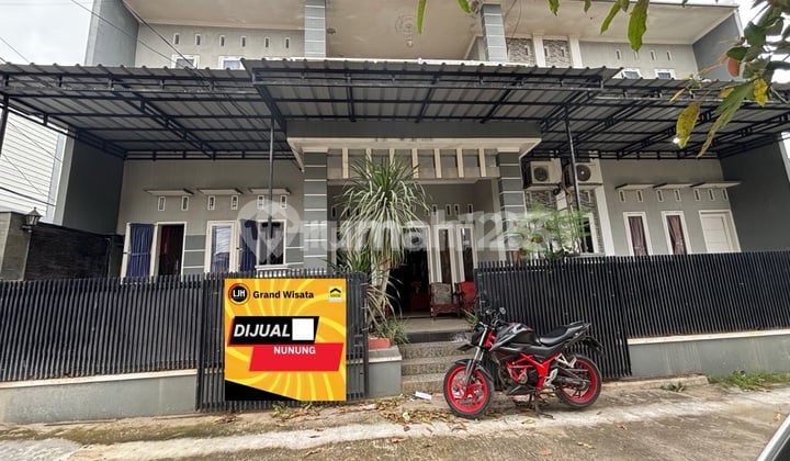 Dijual Rumah Karang Satria Villa Anggrek Posisi Hook 2 Lantai, 4 Kamar Tidur, SHM, bisa KPR, Karang Satria Kota Bekasi