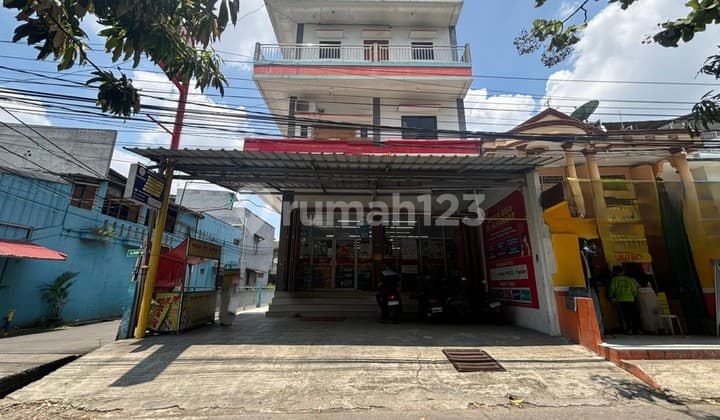 Dijual Ruko Alfamidi dan Usaha Franchise Alfamidi, 3 Lantai , Ada Kantor Dilantai 2 dan Mess di Lantai 3, Luas 193M2, Kamar 10, SHM, Cocok Dijadikan Ruang Usaha Sekaligus Tempat Tinggal, Hanya 6Km Dari Stasiun LRT Jati Mulya, Kota Bekasi