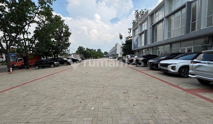 For Rent: Multibizpark Bantar Gebang Shop House, 2 Floors, 5m Wide, 15m Long, Ample Parking, Only 300m from Japek 2 Sumur Batu Toll Exit, Bekasi City.