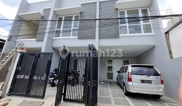 Brand New House 3 Floors 8x20 4+1BR SHM Ready to Occupy Jl Asem Duri Kepa