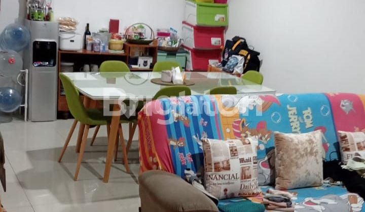 RUMAH MODERN MINIMALIS 2 LANTAI BAGUS DAN TERAWAT