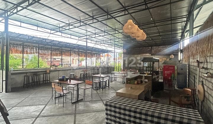 Ruang Komersial Strategis 2,5 Ara di Dalung - Lengkap & Parkir Luas!