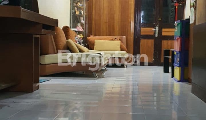 RUKO 3,5 LANTAI DI JL SUBUR, COCOK UNTUK TOKO DAN TEMPAT TINGGAL