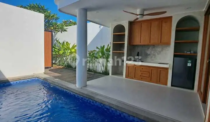 Mediterranean Villa Ranch 2-Story with 3 Bedrooms in Raya Semat, Berawa, Canggu