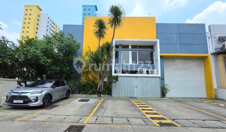 Bizpark Penggilingan Warehouse 1,177m² Cakung with 3.5-Storey Office