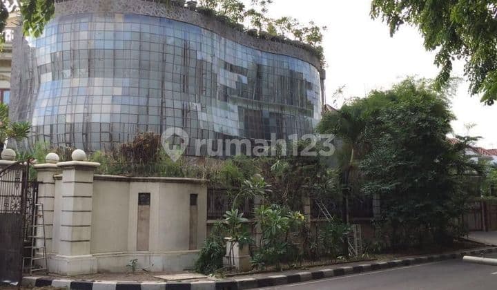 Rumah Mewah Dibawah Njop 4 Lantai Depan Sportmall Kelapa Gading