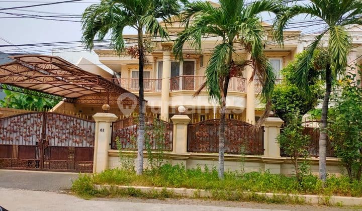 Grand Middle House Sunter 2 Floors 13.5x30 Facing North