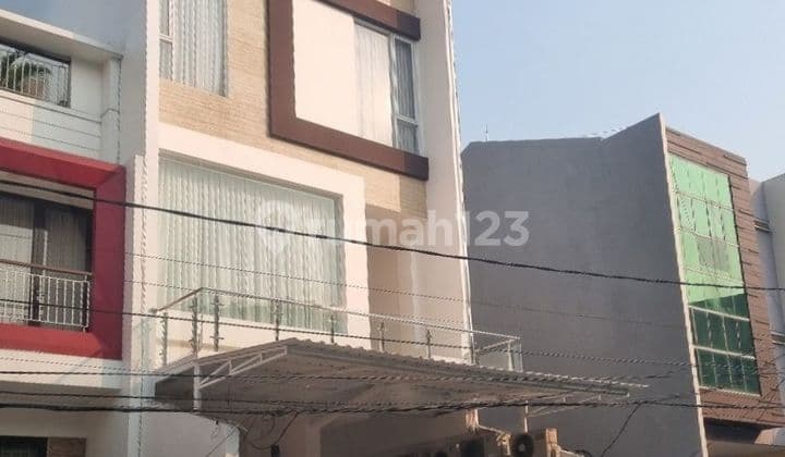 Rumah 4 Lantai 6x16.5 Kelapa Lilin Timur Di Belakang Mall Mkg