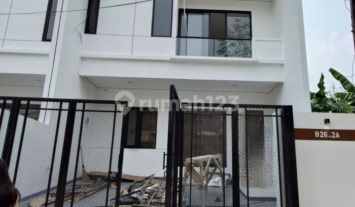 Rumah Agung Barat Agung Jaya Sunter 2 Lantai 7x14 hadap Barat