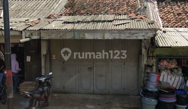 Rumah Pasar Jembatan Lima Tambora hitung Tanah 4x50 hadap Barat