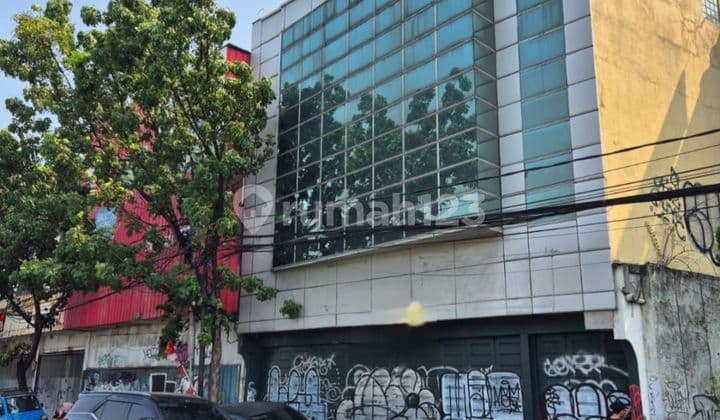 Attached Shophouse Cideng Barat 3.5 Floors 244m² Central Jakarta