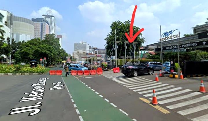 Tanah Seberang Plaza Indonesia 2.030m² Hadap Timur Selatan