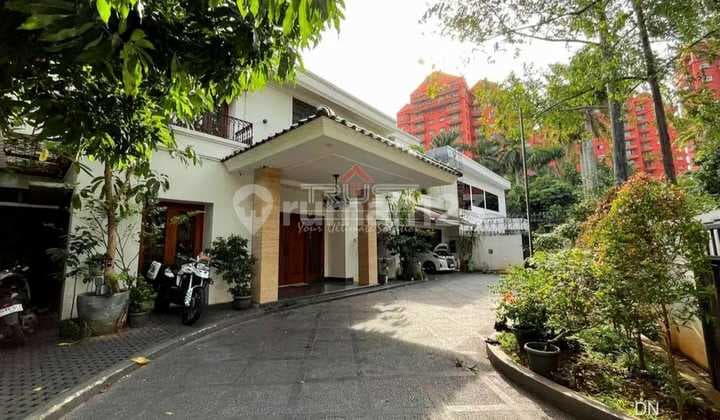 Rumah Mewah Modern Lokasi Strategis Kawasan Pondok Indah, Jaksel