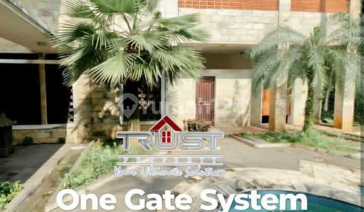 Rumah Mewah 2 Lantai di dalam Perumahan Bintaro Sektor 1