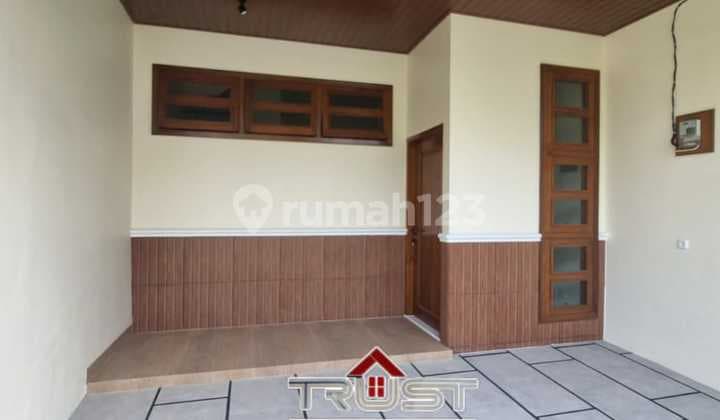 Rumah Minimalis 2 Lantai dalam Perumahan Nempel Bintaro Sektor 9