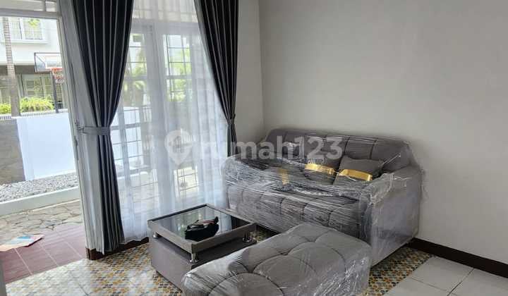 Rumah Rapi dan Terawat Dalam Komplek Bintaro Sektor 3