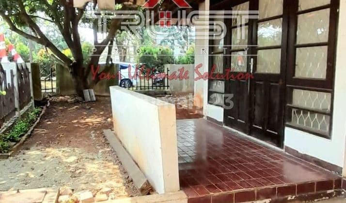 Cheap Hook House for Quick Sale Bintaro Jaya South Tangerang