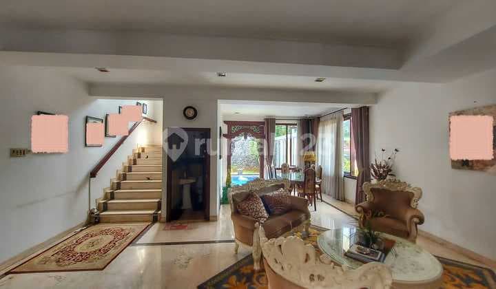 Rumah Mewah Strategis Di Jakarta Selatan Dekat Ke Mrt Lebak Bulus