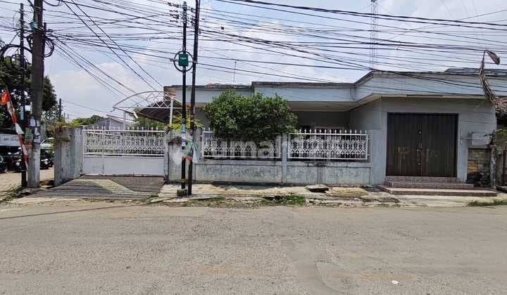 Rumah Luas Hook Dijual Murah Dibawah Pasaran Kawasan Ciledug