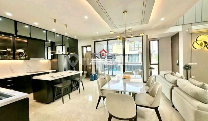 Rumah Mewah Dalam Cluster Elite Strategis Bsd Fasilitas Terbaik