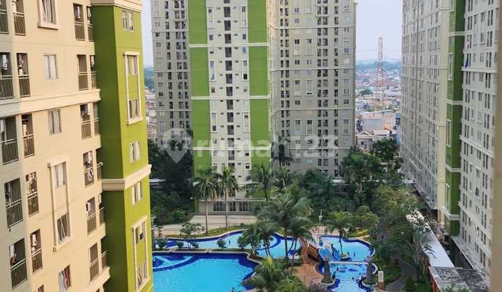 Apartemen Studio Full Furnish View Swimmingpool Siap Huni