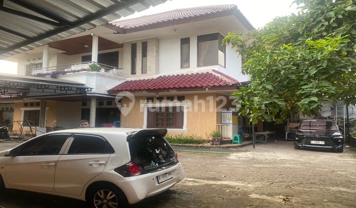 Dijual Rumah Berserta Kios Dan Kos2 An Terisi Full