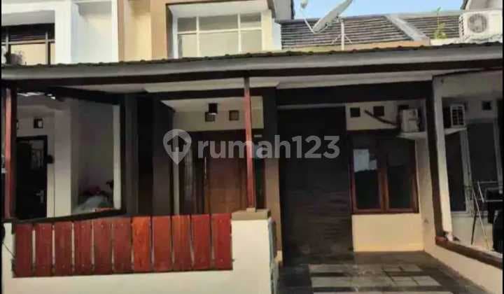 Nice Well-Maintained Comfortable Single-Story House Ready to Live in Permata Bintaro