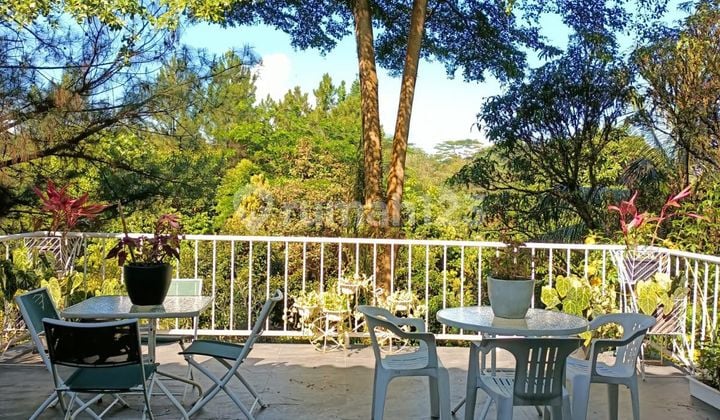 Rumah Taman Luas Di Bukit Sentul, View Alam Cantik