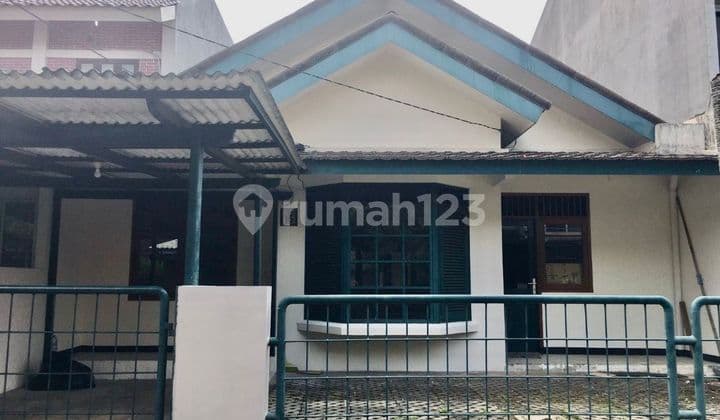 Rumah jual di Bintaro Jaya sektor 5, sudah renovasi, strategis, turun harga