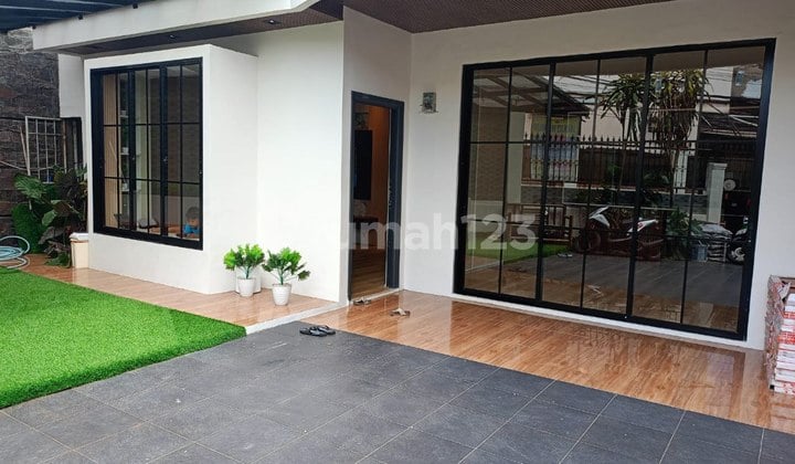 RUMAH FULL RENOVASI DAN CANTIK DI SAYAP JL. BKR BANDUNG