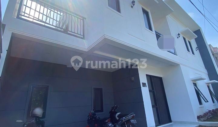 Rumah Baru Minimalis Modern 2 Lantai di Turangga Buah Batu