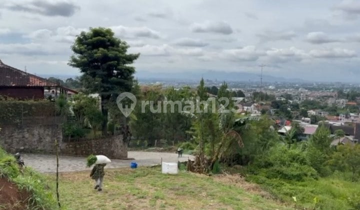 Tanah Siap Bangun View Citylight di Bandung Utara