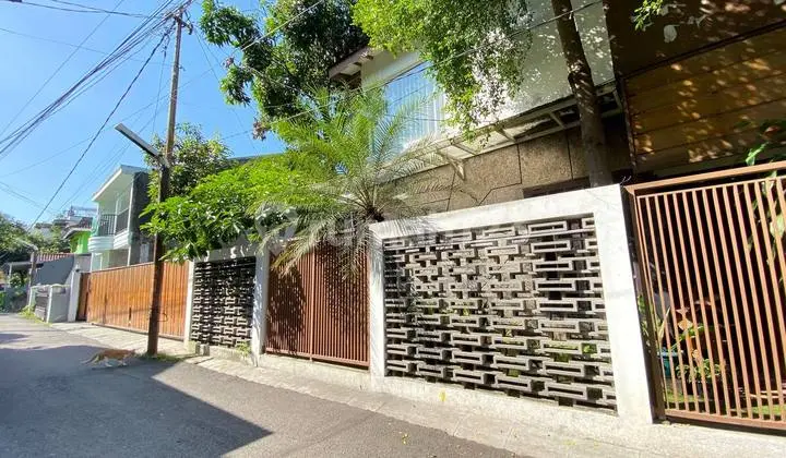 Murah Rumah, 2 Lantai di Arcamanik Dekat Antapani Kota Bandung