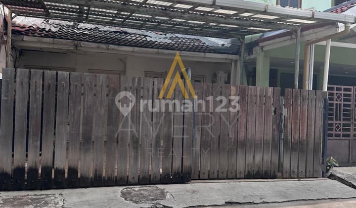 For Sale Standard House Kelapa Hibrida Kelapa Gading 6X15 South Facing
