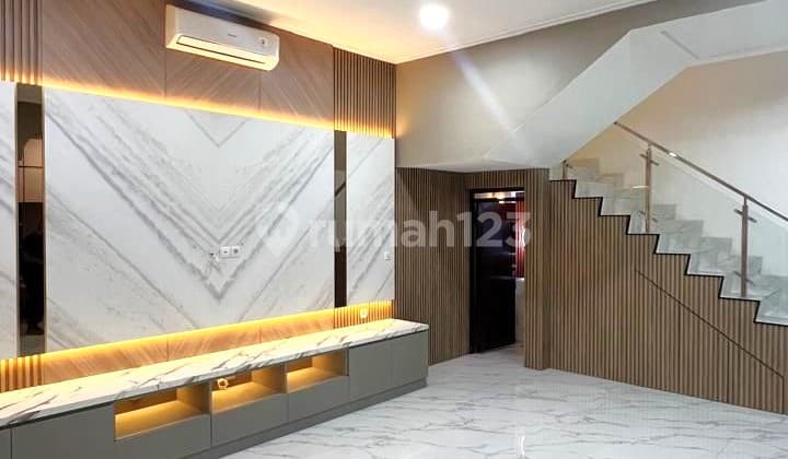 Rumah Springlake PIK 2 8x12,5 3+1KT SHM Full Furnished Full Renov