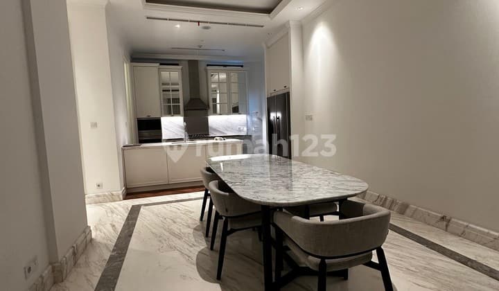 Luxury Apartment Le Parc Thamrin Nine 193.5m 3+1BR Fully Furnished
