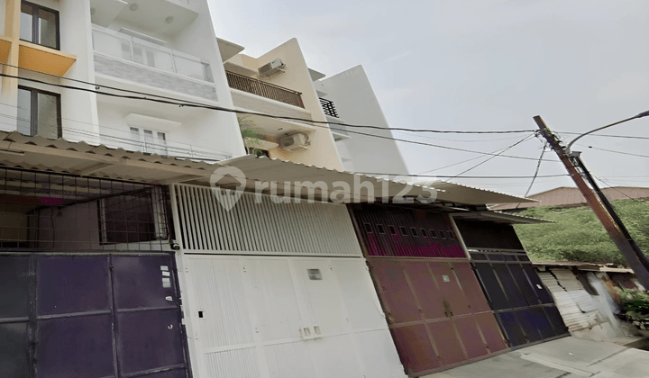 4-story House 4x14.5 59m² 3+1BR Sertifikat Hak Milik in Penerangan Jelambar Grogol